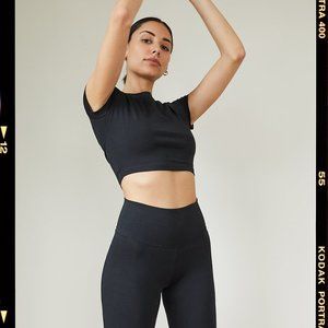 NWT Tna '90s Ortiz T-Shirt